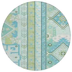 HomeRoots 5' Coastal-Inspired Mint Green Aztec Washable Area Rug for Indoor/Outdoor Living Spaces 8' Round 598480