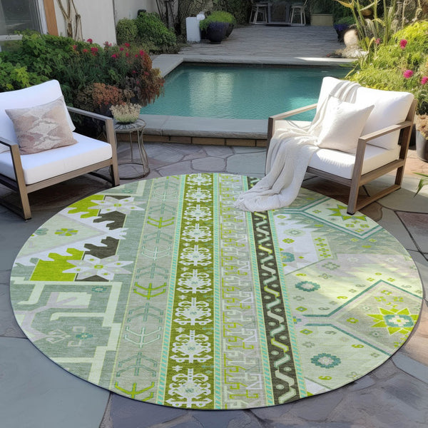 Homeroots 3' Black Ivory Copper Aztec Washable Indoor Outdoor Area Rug – Stylish, Durable, Easy Care Design 8' Round Polyester 598510