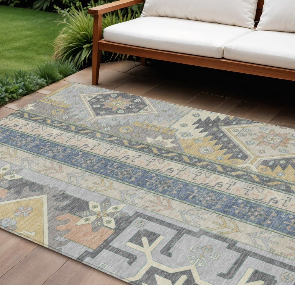 HomeRoots 9' Aztec-Inspired Washable Area Rug in Silver, Beige & Gold for Indoor/Outdoor Durability & Style 598518