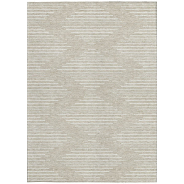 Homeroots 3' Beige And Ivory Geometric Washable Area Rug - Perfect For Indoor And Outdoor Spaces, Durable Design 5' X 8' Polyester 598527