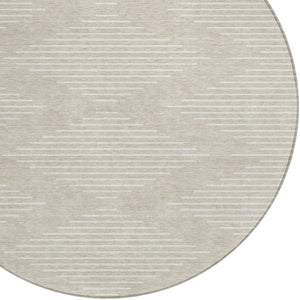 Homeroots 3' Beige And Ivory Geometric Washable Area Rug - Perfect For Indoor And Outdoor Spaces, Durable Design 8' Round Polyester 598528