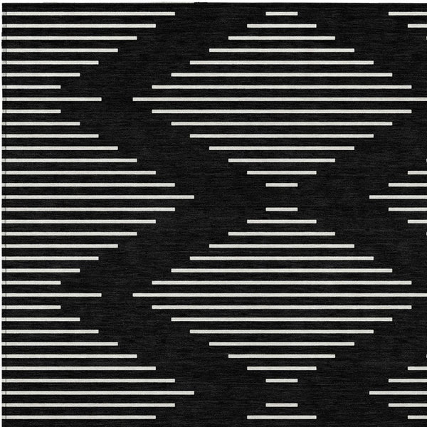 Homeroots 3' Beige And Ivory Geometric Washable Area Rug - Perfect For Indoor And Outdoor Spaces, Durable Design 3' X 5' Polyester 598532