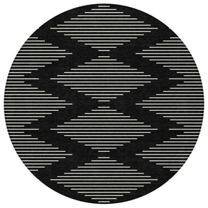 Homeroots 3' Beige And Ivory Geometric Washable Area Rug - Perfect For Indoor And Outdoor Spaces, Durable Design 8' Round Polyester 598534