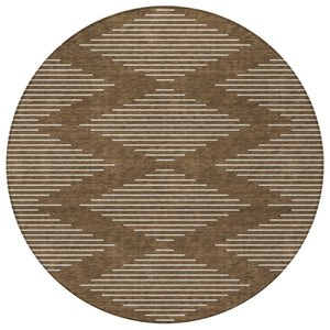 Homeroots 3' Beige And Ivory Geometric Washable Area Rug - Perfect For Indoor And Outdoor Spaces, Durable Design 8' Round Polyester 598540