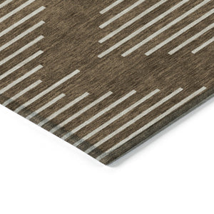 Homeroots 3' Beige And Ivory Geometric Washable Area Rug - Perfect For Indoor And Outdoor Spaces, Durable Design 10' X 14' Polyester 598543