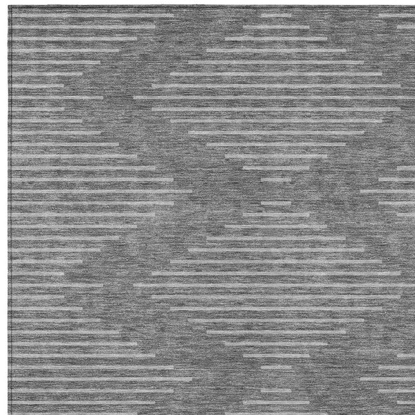 Homeroots 3' Beige And Ivory Geometric Washable Area Rug - Perfect For Indoor And Outdoor Spaces, Durable Design 5' X 8' Polyester 598545