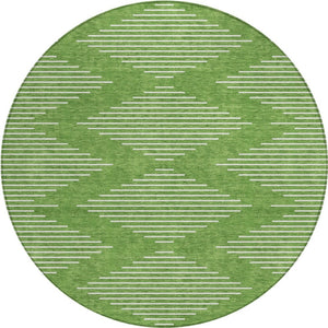 Homeroots 3' Beige And Ivory Geometric Washable Area Rug - Perfect For Indoor And Outdoor Spaces, Durable Design 8' Round Polyester 598564