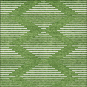 Homeroots 3' Beige And Ivory Geometric Washable Area Rug - Perfect For Indoor And Outdoor Spaces, Durable Design 8' X 10' Polyester 598565