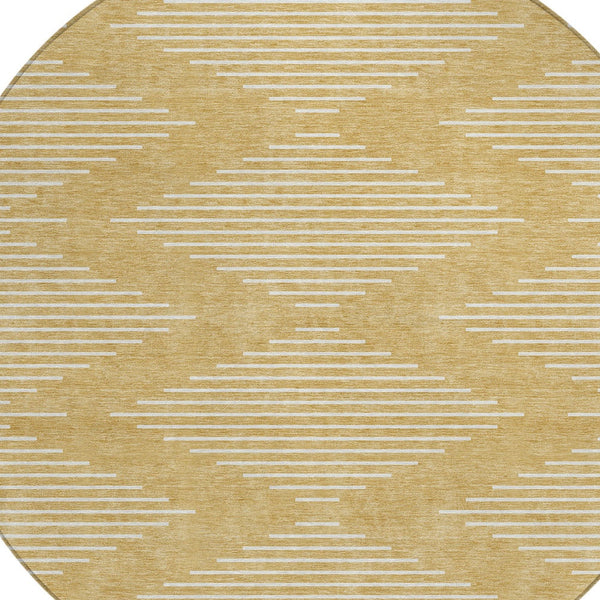 Homeroots 3' Beige And Ivory Geometric Washable Area Rug - Perfect For Indoor And Outdoor Spaces, Durable Design 8' Round Polyester 598570
