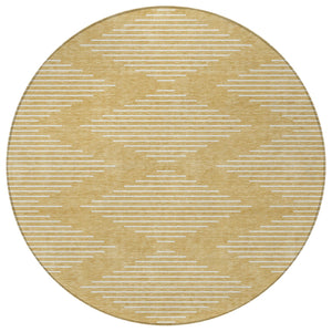 Homeroots 3' Beige And Ivory Geometric Washable Area Rug - Perfect For Indoor And Outdoor Spaces, Durable Design 8' Round Polyester 598570