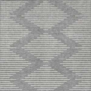 Homeroots 3' Beige And Ivory Geometric Washable Area Rug - Perfect For Indoor And Outdoor Spaces, Durable Design 5' X 8' Polyester 598575