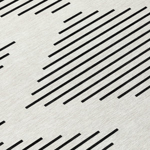 Homeroots 3' Beige And Ivory Geometric Washable Area Rug - Perfect For Indoor And Outdoor Spaces, Durable Design 8' X 10' Polyester 598583