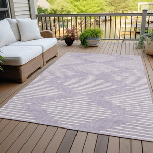 Homeroots 3' Beige And Ivory Geometric Washable Area Rug - Perfect For Indoor And Outdoor Spaces, Durable Design 3' X 5' Polyester 598586