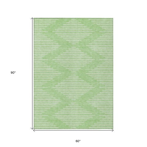 Homeroots 3' Beige And Ivory Geometric Washable Area Rug - Perfect For Indoor And Outdoor Spaces, Durable Design 5' X 8' Polyester 598593