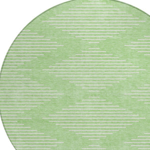 Homeroots 3' Beige And Ivory Geometric Washable Area Rug - Perfect For Indoor And Outdoor Spaces, Durable Design 8' Round Polyester 598594