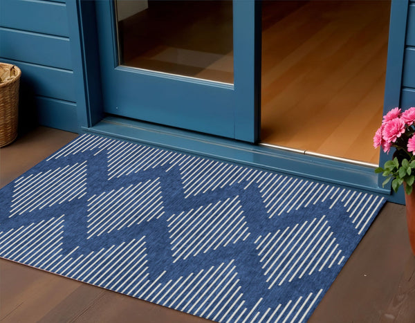 Homeroots 3' Beige And Ivory Geometric Washable Area Rug - Perfect For Indoor And Outdoor Spaces, Durable Design 3' X 5' Polyester 598598