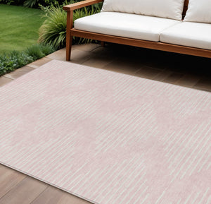 Homeroots 3' Beige And Ivory Geometric Washable Area Rug - Perfect For Indoor And Outdoor Spaces, Durable Design 9' X 12' Polyester 598608