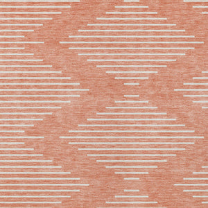 Homeroots 3' Beige And Ivory Geometric Washable Area Rug - Perfect For Indoor And Outdoor Spaces, Durable Design 5' X 8' Polyester 598617