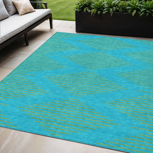 Homeroots 3' Aqua And Green Geometric Washable Area Rug For Indoor And Outdoor Spaces – Durable And Stylish Decor 5' X 8' Polyester 598717