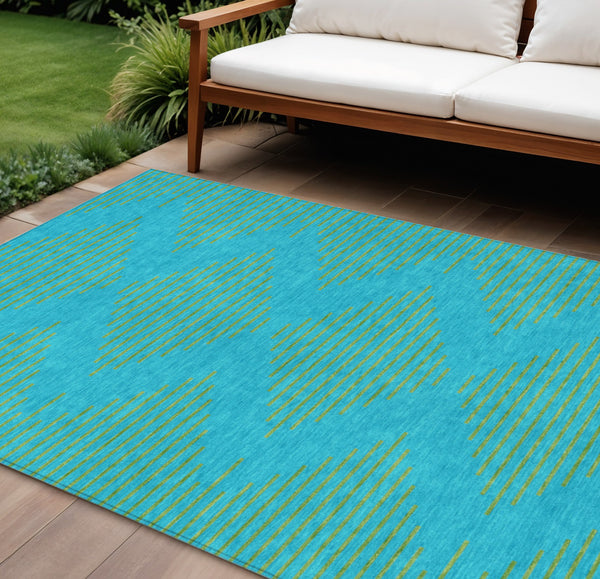 Homeroots 3' Aqua And Green Geometric Washable Area Rug For Indoor And Outdoor Spaces – Durable And Stylish Decor 8' X 10' Polyester 598719