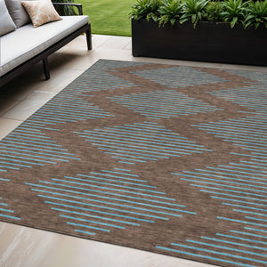 Homeroots 3' Aqua And Green Geometric Washable Area Rug For Indoor And Outdoor Spaces – Durable And Stylish Decor 5' X 8' Polyester 598729