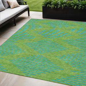 Homeroots 3' Aqua And Green Geometric Washable Area Rug For Indoor And Outdoor Spaces – Durable And Stylish Decor 5' X 8' Polyester 598735