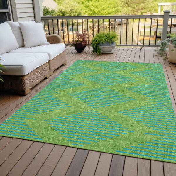 Homeroots 3' Aqua And Green Geometric Washable Area Rug For Indoor And Outdoor Spaces – Durable And Stylish Decor 5' X 8' Polyester 598735