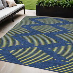 Homeroots 3' Aqua And Green Geometric Washable Area Rug For Indoor And Outdoor Spaces – Durable And Stylish Decor 5' X 8' Polyester 598759