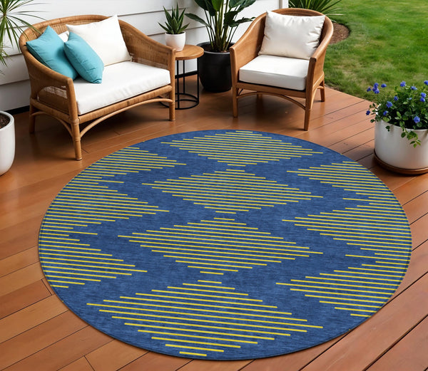 Homeroots 3' Aqua And Green Geometric Washable Area Rug For Indoor And Outdoor Spaces – Durable And Stylish Decor 8' Round Polyester 598760