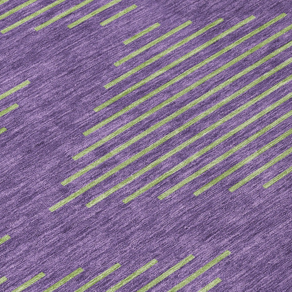 Homeroots 3' Aqua And Green Geometric Washable Area Rug For Indoor And Outdoor Spaces – Durable And Stylish Decor 8' Round Polyester 598778