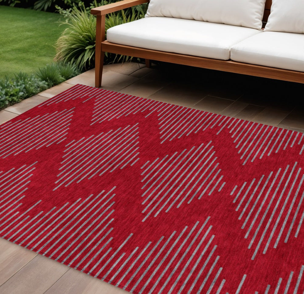 HomeRoots 5' Red and Gray Geometric Indoor Outdoor Area Rug - Stylish, Durable, Washable for Any Space 10' X 14' 598787