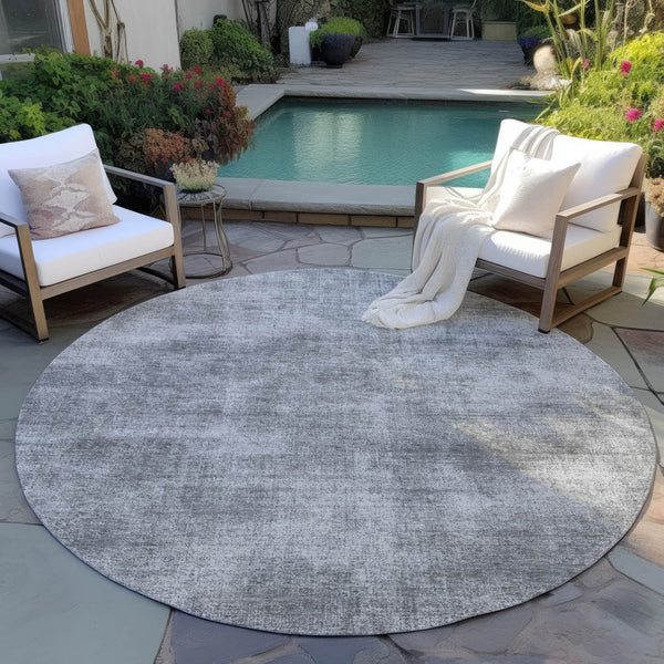 Homeroots 3' Beige Washable Indoor Outdoor Area Rug - Durable, Stain Resistant, Perfect For High Traffic Spaces 8' Round Polyester 598826