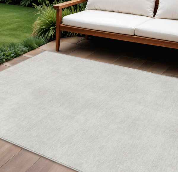 Homeroots 3' Beige Washable Indoor Outdoor Area Rug - Durable, Stain Resistant, Perfect For High Traffic Spaces 9' X 12' Polyester 598834