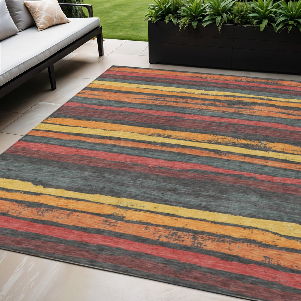 HomeRoots 5' Striped Granite Gray Area Rug - Durable, Washable Design for Indoor & Outdoor Spaces, Easy Care 5' X 8' 598891