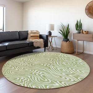Homeroots 3' Artichoke Green Abstract Washable Area Rug For Indoor And Outdoor Spaces - Durable And Stylish 8' Round Polyester 598940