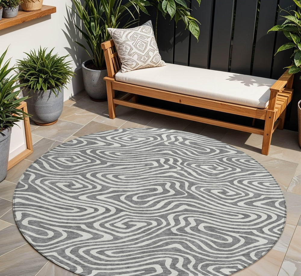 HomeRoots 5' Gray and Ivory Abstract Area Rug – Stylish, Washable, Stain-Resistant for Indoor and Outdoor Use 8' Round 598970