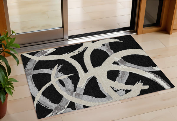 Homeroots 3' Beige Ivory And Gray Abstract Washable Area Rug For Indoor And Outdoor Spaces, Durable Design 3' X 5' Polyester 599106