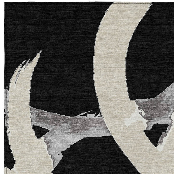 Homeroots 3' Beige Ivory And Gray Abstract Washable Area Rug For Indoor And Outdoor Spaces, Durable Design 5' X 8' Polyester 599107