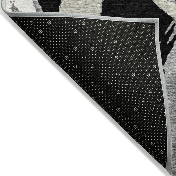 Homeroots 3' Beige Ivory And Gray Abstract Washable Area Rug For Indoor And Outdoor Spaces, Durable Design 5' X 8' Polyester 599107