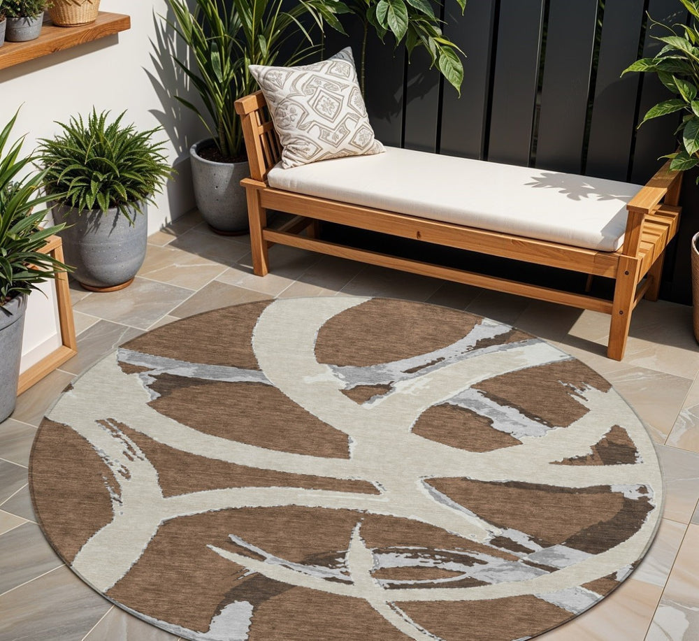 HomeRoots 5' Abstract Washable Area Rug in Brown, Beige & Gray – Perfect for Indoor & Outdoor Spaces! 8' Round 599114