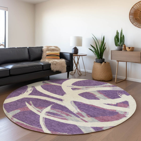 Homeroots 3' Beige Ivory And Gray Abstract Washable Area Rug For Indoor And Outdoor Spaces, Durable Design 8' Round Polyester 599156