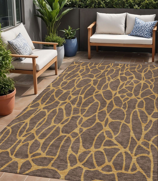 Homeroots 3' Beige And Blue Geometric Indoor Outdoor Area Rug – Durable, Washable, Stylish For Any Space 5' X 8' Polyester 599185