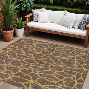 Homeroots 3' Beige And Blue Geometric Indoor Outdoor Area Rug – Durable, Washable, Stylish For Any Space 8' X 10' Polyester 599187