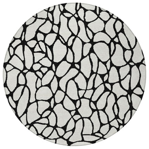 Homeroots 3' Beige And Blue Geometric Indoor Outdoor Area Rug – Durable, Washable, Stylish For Any Space 8' Round Polyester 599204