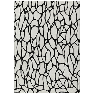 HomeRoots 5' Ivory and Black Geometric Area Rug - Stylish, Washable, Indoor Outdoor Design for Versatile Spaces 10' X 14' 599207
