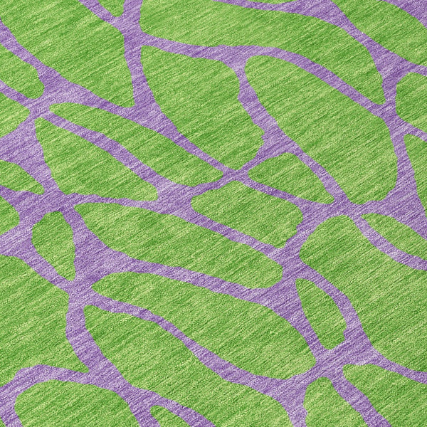 Homeroots 3' Beige And Blue Geometric Indoor Outdoor Area Rug – Durable, Washable, Stylish For Any Space 8' Round Polyester 599210