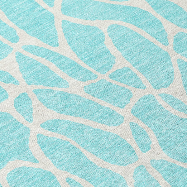 Homeroots 3' Aqua And Ivory Geometric Washable Area Rug - Perfect For Indoor And Outdoor Spaces, Durable Design 8' Round Polyester 599246