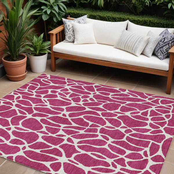 Homeroots 3' Aqua And Ivory Geometric Washable Area Rug - Perfect For Indoor And Outdoor Spaces, Durable Design 10' X 14' Polyester 599261