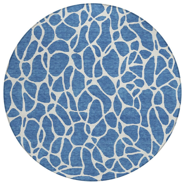 HomeRoots 5' Blue and Ivory Geometric Area Rug - Stylish, Washable, Durable Design for Indoor and Outdoor Use 8' Round 599264