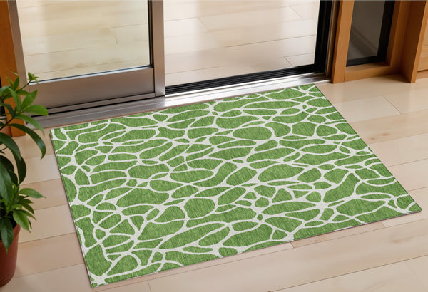 Homeroots 3' Aqua And Ivory Geometric Washable Area Rug - Perfect For Indoor And Outdoor Spaces, Durable Design 3' X 5' Polyester 599274